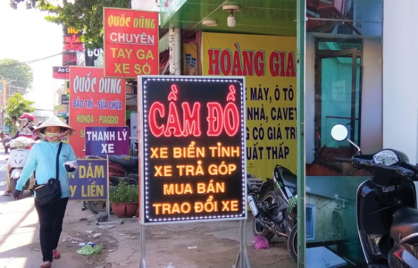 Chính quyền dung dưỡng chuyện cho vay cắt cổ