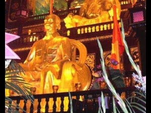 Chế độ cộng sản Việt Nam phát minh một Phật giáo mới ?