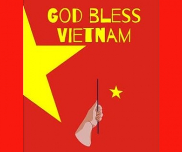 Chúa hãy phù hộ cho cả Mỹ lẫn Việt Nam !
