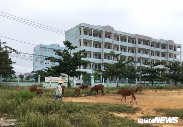 Dự án Làng đại học treo khiến dân khốn đốn