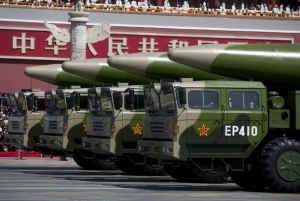 Trung Quốc : Dân quân biển, triển khai tên lửa, miễn trừ ngoại giao