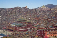 Trung Quốc đập phá nơi tu học Phật Giáo Tây Tạng ở Tứ Xuyên