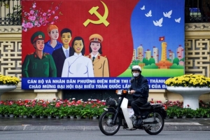Đổi mới chính trị ở Việt Nam bao giờ khởi sắc ?