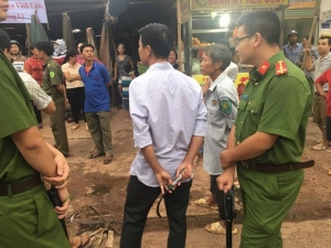 Việt Nam : Hà Nội gia tăng đàn áp đối lập