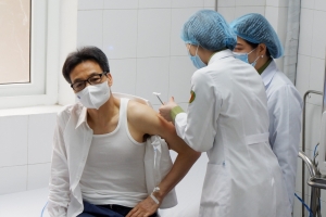Vaccine cho Hoàng Sa