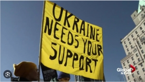 Giúp Ukraine, Mỹ và Liên Âu tìm cách vượt trở ngại