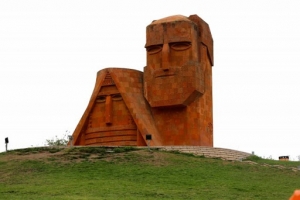 Transcaucasia : mùi thuốc súng Nagorny-Karabakh khó dập tắt