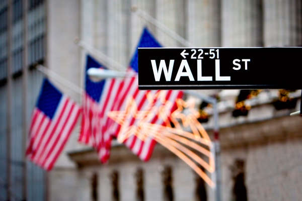Wall Street hoài nghi chính sách kinh tế của tổng thống Trump