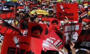 Điểm báo Pháp - Hồng Kông : Rút luật dẫn độ