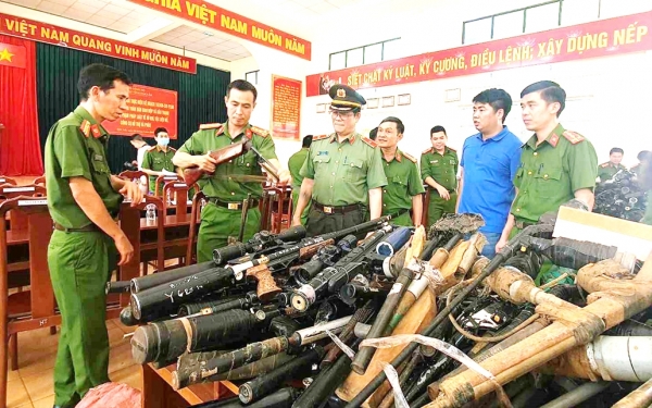 Khai báo tạm trú, vườn rau Lộc Hưng, thu hồi súng Đắk Lắk