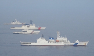 AUKUS và Philippines tăng cường giám sát Biển Đông
