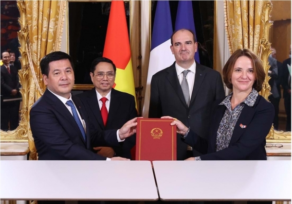 Hợp tác chiến lược Việt – Pháp : nhiều thỏa thuận được ký