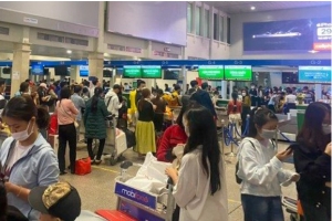 Thành phố Hồ Chí Minh : Gần 700 chuyến bay bị hủy, chậm chuyến trong ba ngày qua
