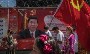 China Cables tố cáo Bắc Kinh tẩy não người Uighur