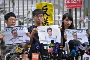 Joshua Wong vận động biểu tình, Mỹ đòi dân chủ cho Hồng Kông