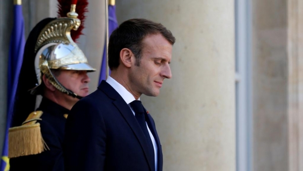 Điểm báo Pháp - Chính phủ Pháp loay hoay với dư luận