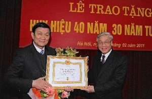 Những câu hỏi của Nguyễn Phú Trọng, Trương Tấn Sang về hưu mới nói mạnh