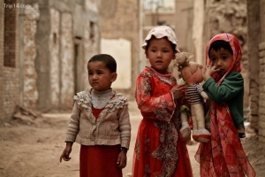 Dân Uyghur sống trong nạn diệt chủng
