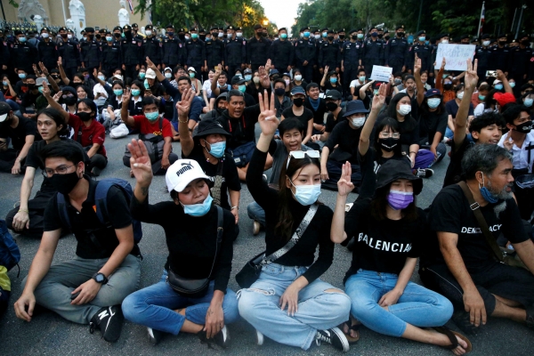 Thái Lan : Yêu cầu cải tổ trở thành tội phản quốc