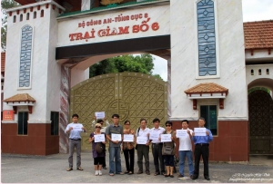 Ở Việt Nam, phản biện xã hội thuận lý hay ôn hòa gì cũng vào tù