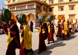 Tây Tạng : Dưới gọng kềm ngày càng chặt của Bắc Kinh