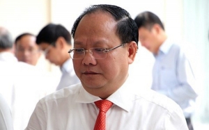 Trịnh Xuân Thanh, di dân Việt, thêm quan chức vào lò, Tất Thành Cang