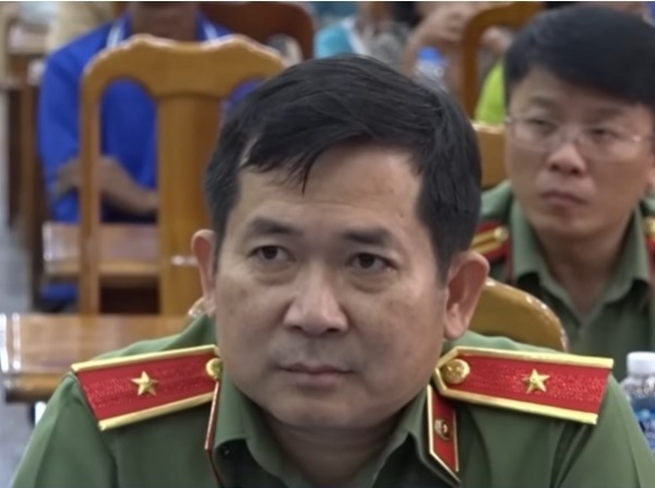 Đinh Văn Nơi chơi tới bến, đạp lên Chỉ thị 15 &quot;hốt liền không nói nhiều&quot;