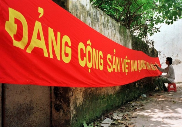 Việt Nam : Tìm bệnh căn cho ‘khối ung thư’ phải gỡ bỏ