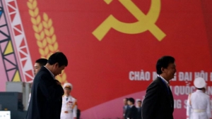 Việt Nam đừng coi ‘Chính trị là thống soái’ như Trung Quốc ?
