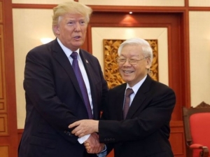 Donald Trump vừa động viên vừa phân hóa Đảng cộng sản Việt Nam