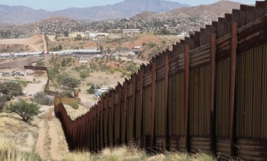 Xảo thuật xây bức tường Mexico – Mỹ